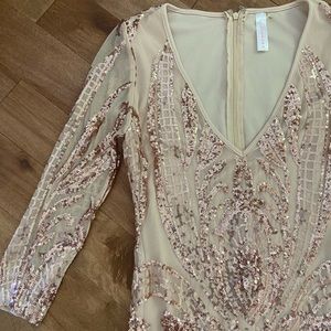 Beautiful sequin dress NWOT